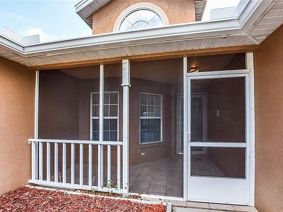 3rd image of 11816 Dunster Ln
