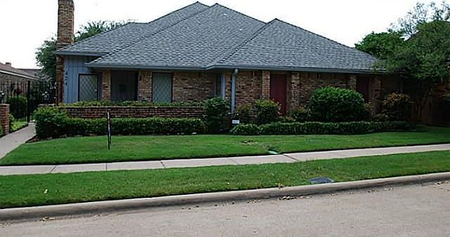 1st image of 424 Country Side Ln