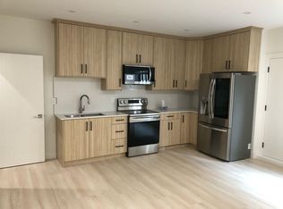 7423 Imperial St, Burnaby, BC V5E 1P1