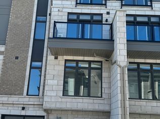 30 Halliford Pl #213, Brampton, ON L6P 4N6