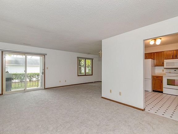2nd image of 1244 49th St Unit 2
