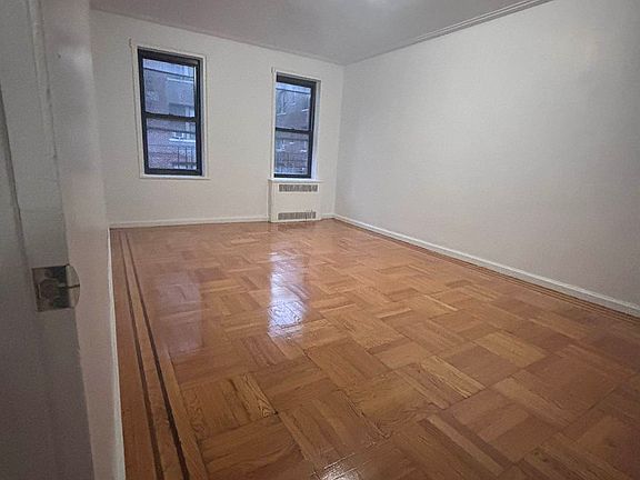 2nd image of 10 Hillside Ave APT 4M
