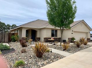 158 Golden Eagle Way, Valley Springs, CA