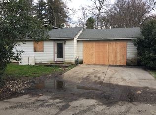 3957 Carnes Rd, Roseburg, OR 97471