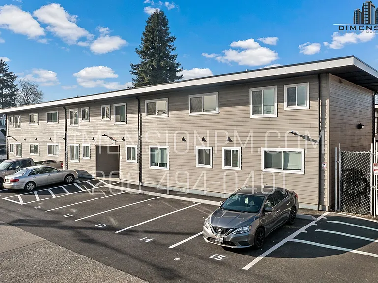 Lincoln Flats — Photo 15