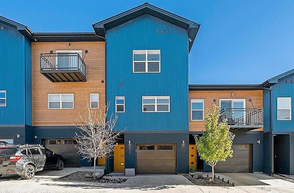 Neighborhood in Mountain Trace Development