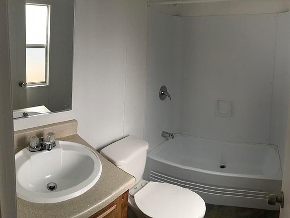 2nd Bathroom