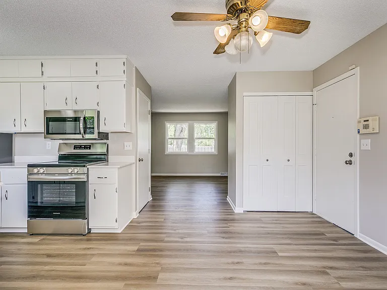 16376 Fishing Ave — Photo 1
