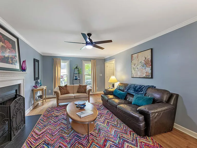 303 Cary Pines Dr — Photo 5