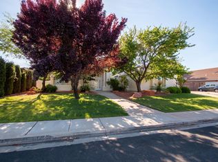 1953 Rainbow Rd, Santa Clara, UT 84765