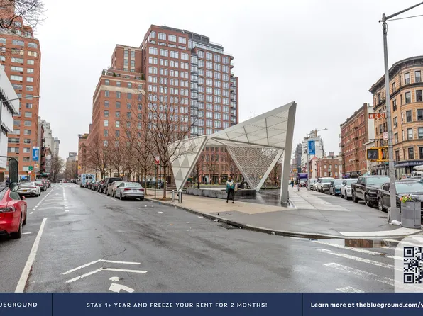 290 West 12th Street image 19 of 21