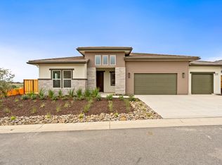 8198 Iron Creek Dr, Friant, CA 93626