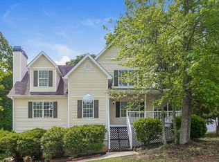 565 Bridge Grv, Douglasville, GA