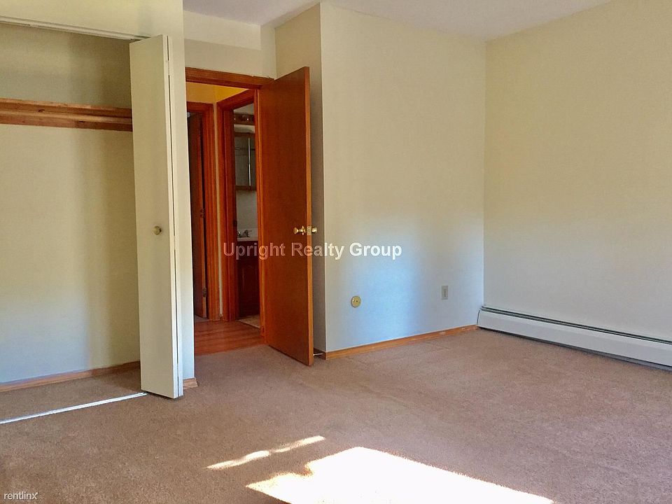 9 Beacon St. #3 Leominster Unit Photo 8