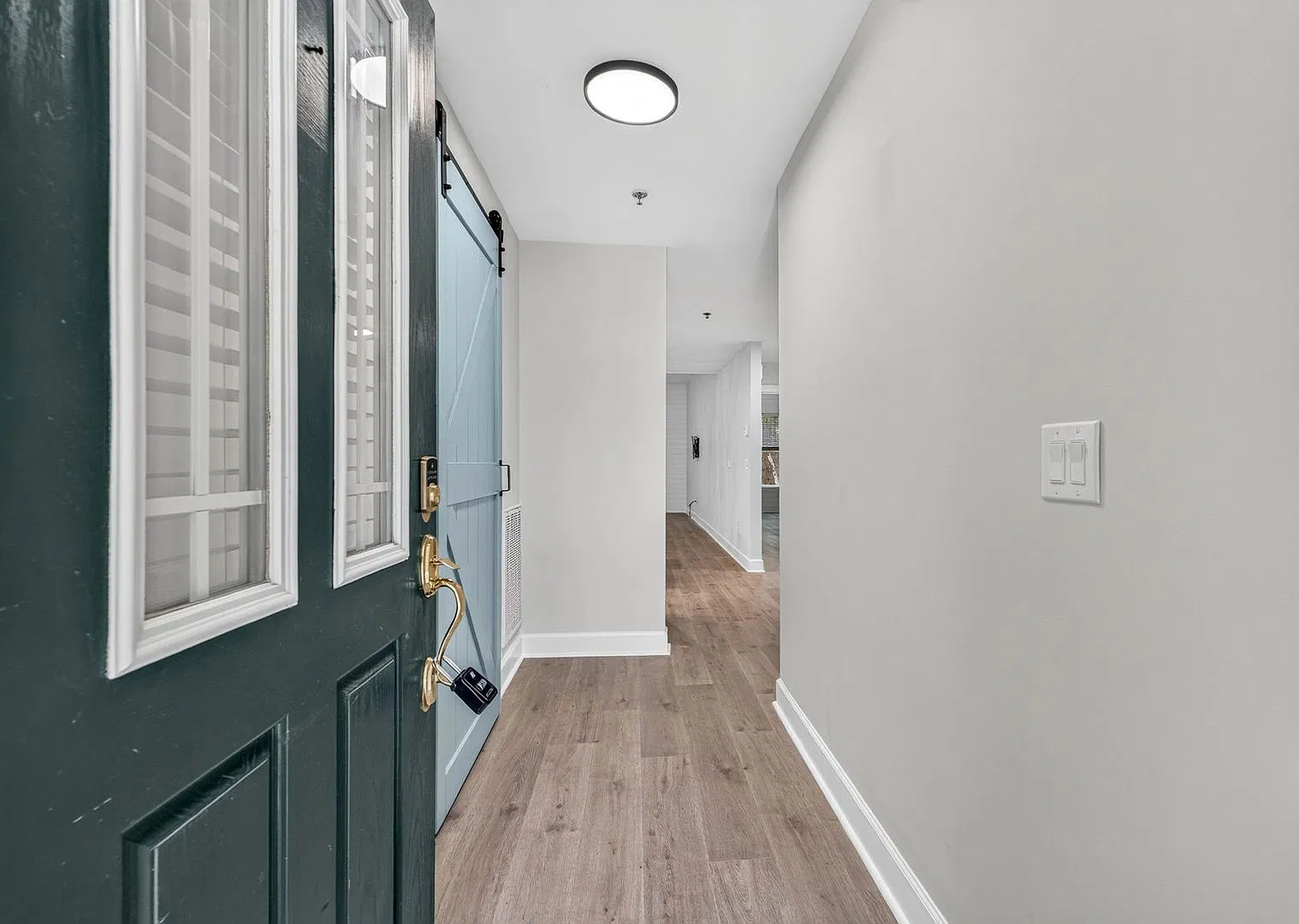 Modern Comfort in the Heart of Johns Island — Photo 4