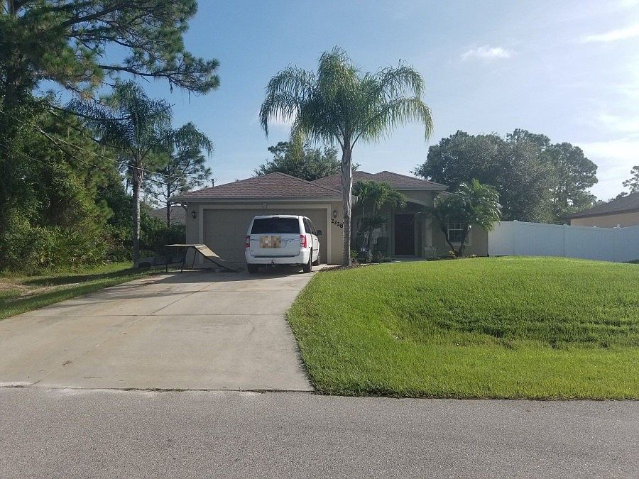1st image of 2228 Bonanza Ln
