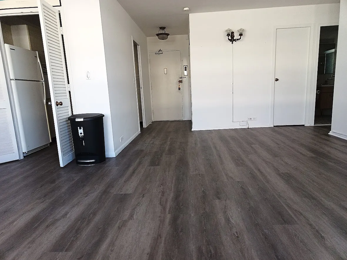 5757 N Sheridan Rd — Photo 3
