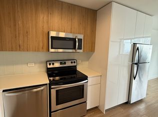 538 W Wrightwood Ave #1701R, Chicago, IL 60614