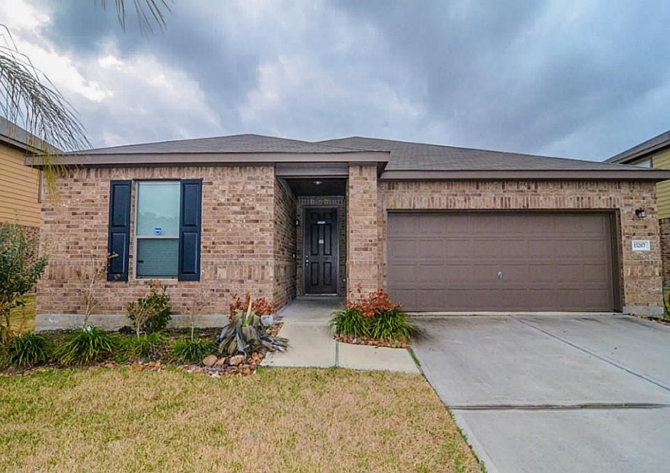 1st image of 15207 Keystone Bend Ln