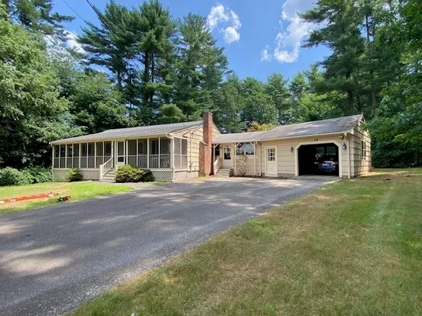 14 Lake St, Pembroke, MA 02359