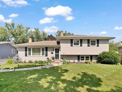 824 Magnolia Ln, Naperville, IL, 60540