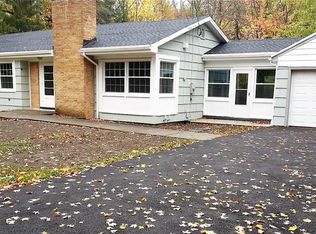 2044 Ferry Rd, Grand Island, NY 14072