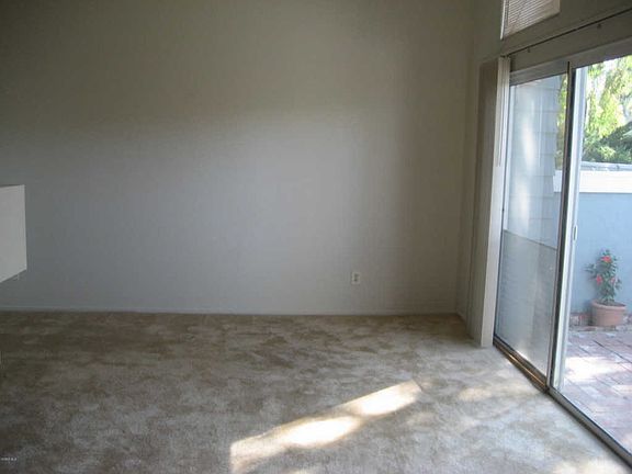 4th image of 4874 Thille St #3