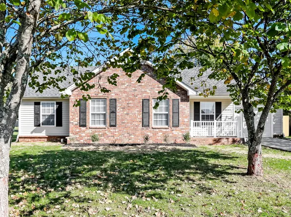 2832 Islington Dr, Murfreesboro, TN 37128