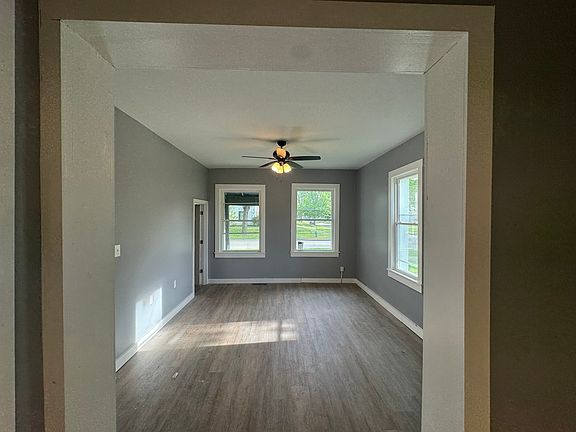 5th image of 402 W Bucyrus St