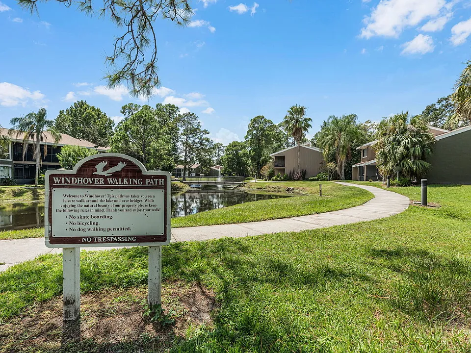 5810 Windhover Dr