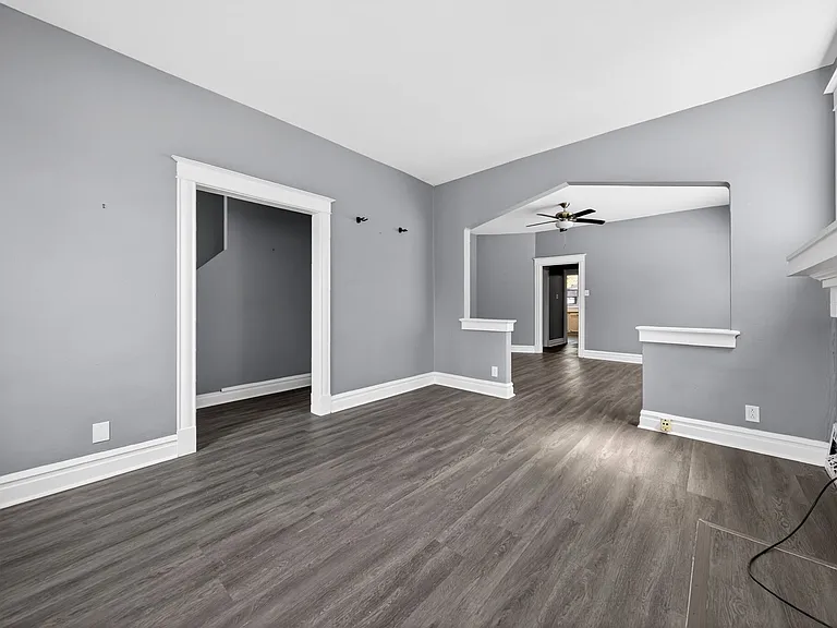 3526 S Spring Ave — Photo 4