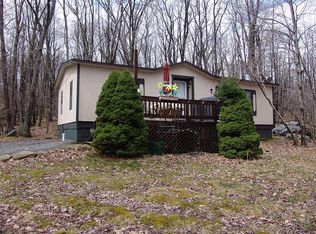 395 Woodbine Dr, Terra Alta, WV