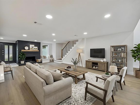 2nd image of 11947 Fawnview Dr