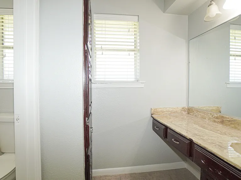 7113 Ridgeview Dr — Photo 20