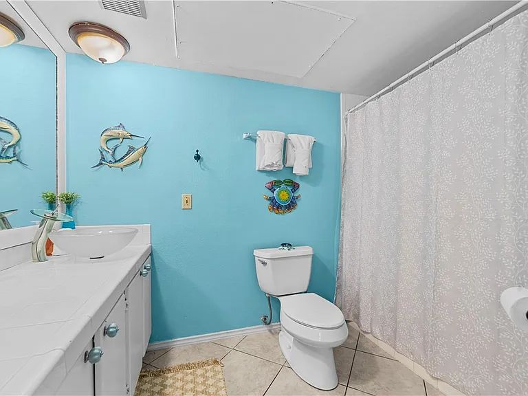 15010 Leeward Dr #104 — Photo 27
