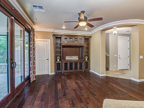 5th image of 2312 W Dusty Wren Dr