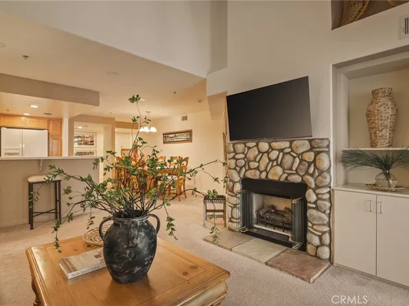 306 Villa Way, Lake Arrowhead, CA 92352