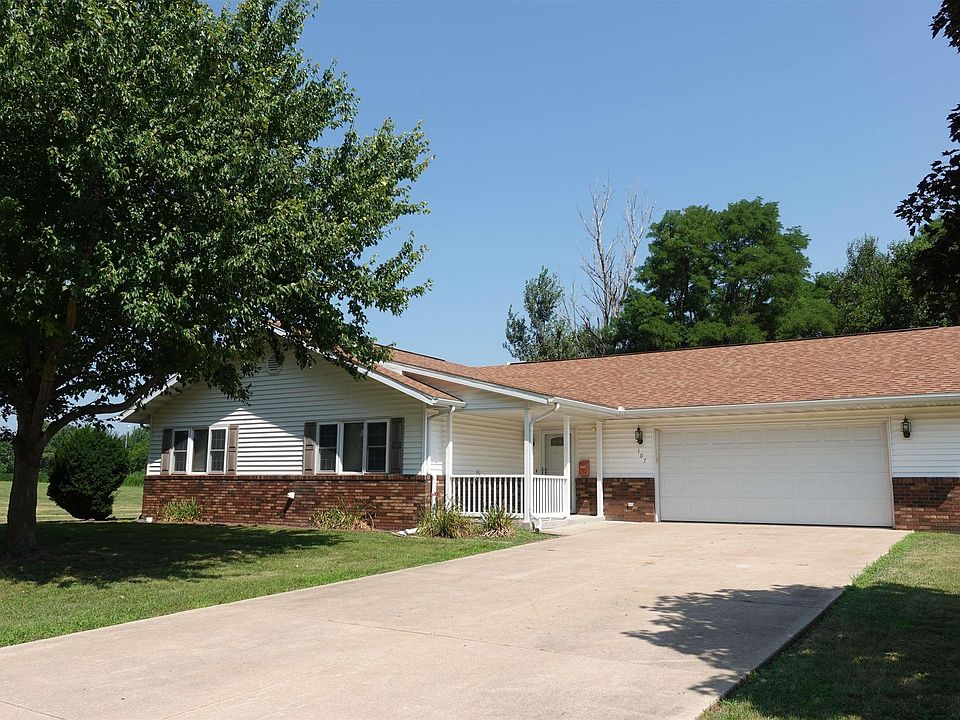 1st image of 107 Weber Rd