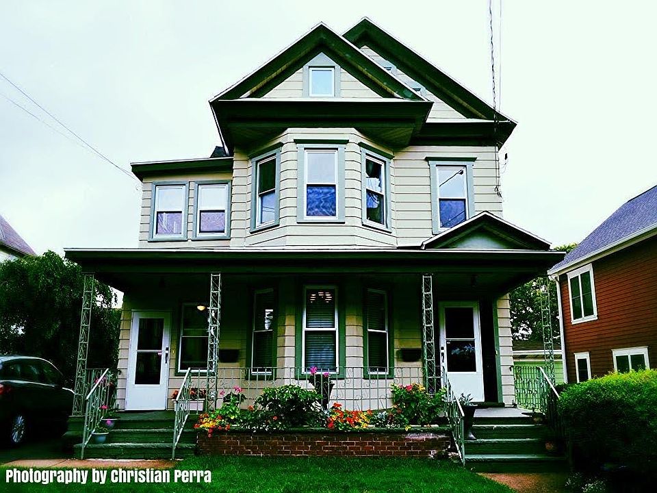 1st image of 715 N McBride St #1