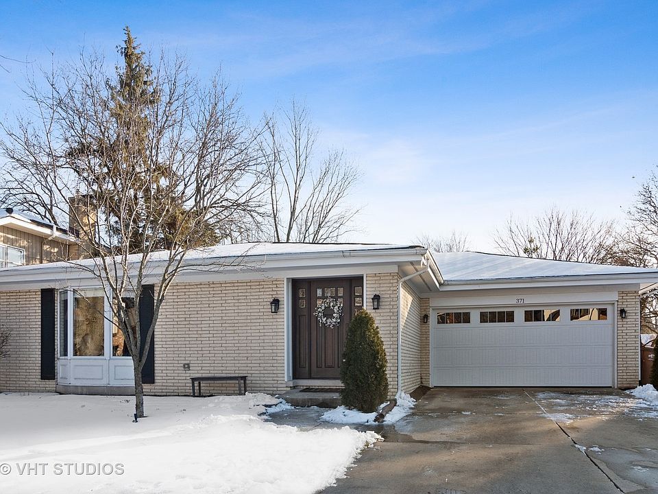 1st image of 22W371 Glen Valley Dr