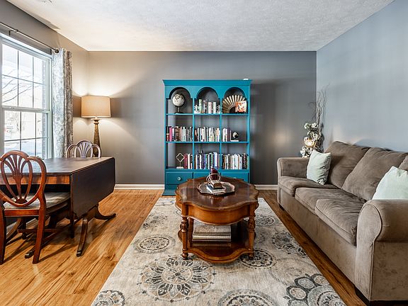 5th image of 8815 N Fawn Meadow Dr