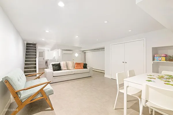 Sold by Corcoran | media 8