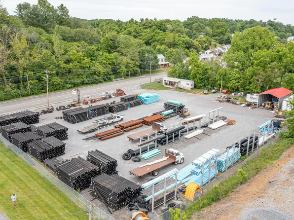 4830 Lee Hwy, Troutville, VA 24175