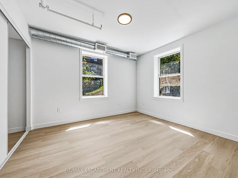 325 James St S #208 — Photo 5