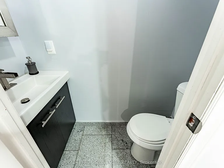 25 Hun Cres — Photo 43