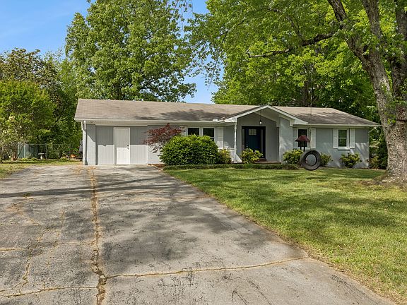 2nd image of 1612 Whippoorwill Dr