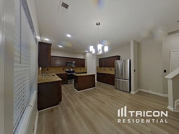 5th image of 405 Sonja Ln