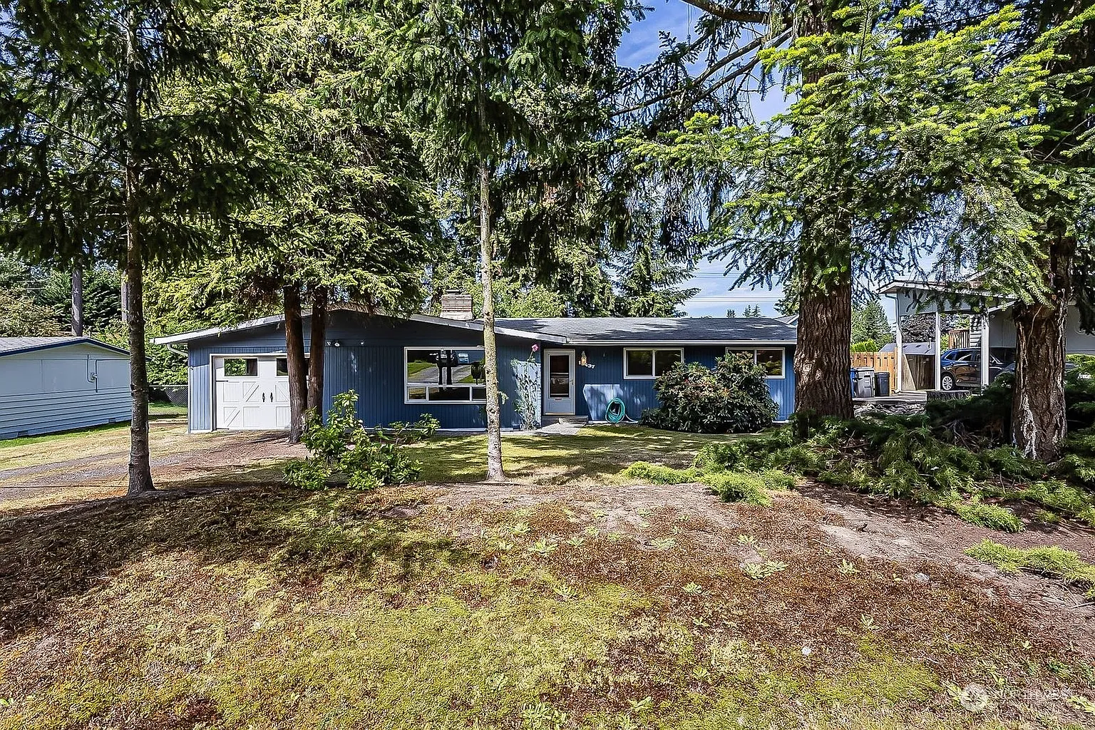 19437 136th Place SE photo 1