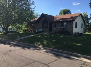 408 W Barry Ave, California, MO 65018