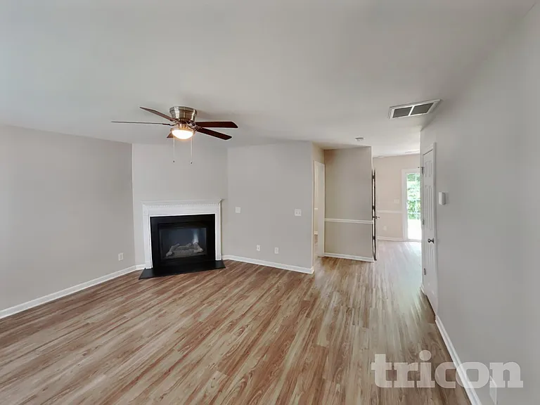 1145 Langston Dr — Photo 16